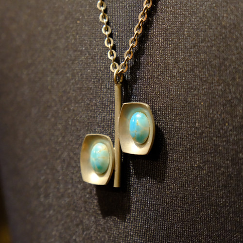 1970's Denmark Vintage Pendant Necklace | qosmos