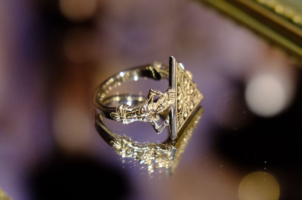 mundus / qosmos emblem ring