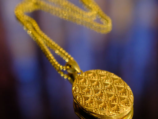 Early 1900s British Antique Locket Pendant Necklace