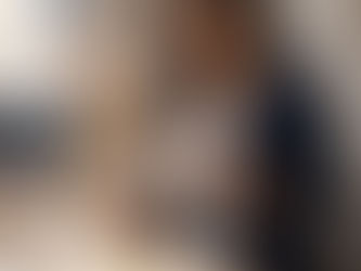 Mujer planificando su dia