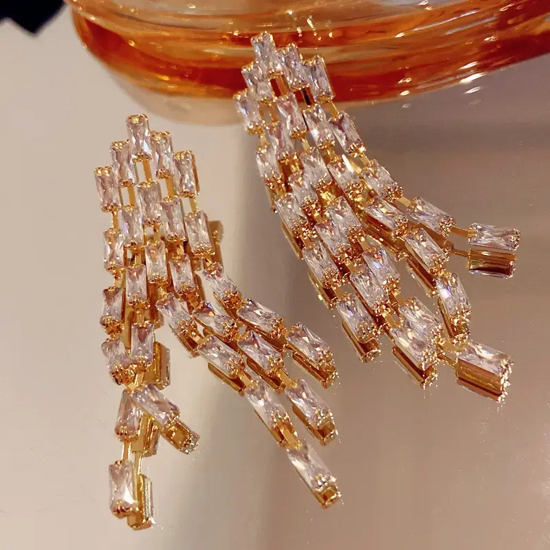 Zoya Earrings