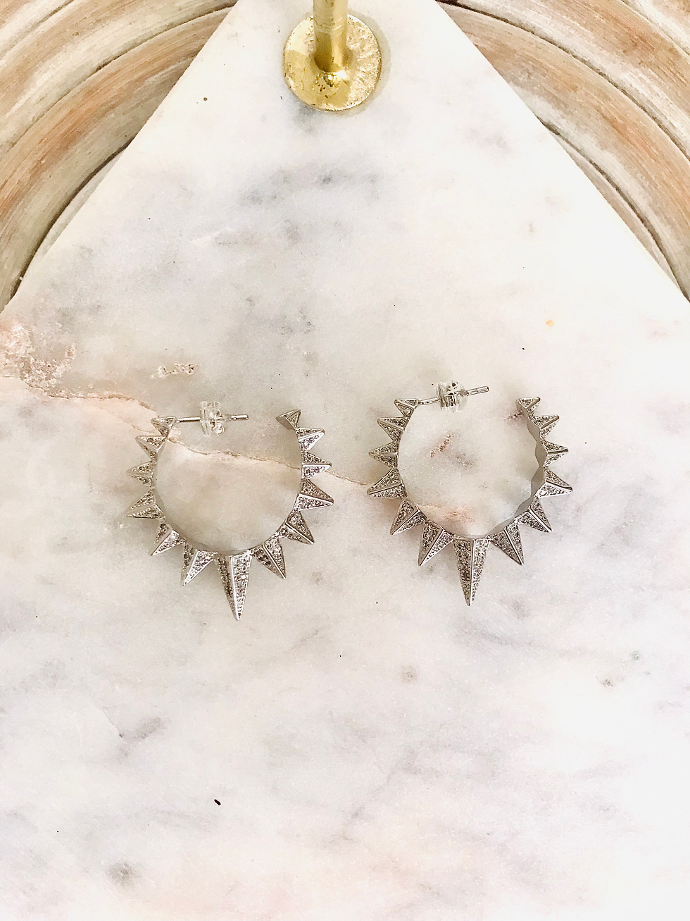 Thumbnail: Sunset Spike Hoops