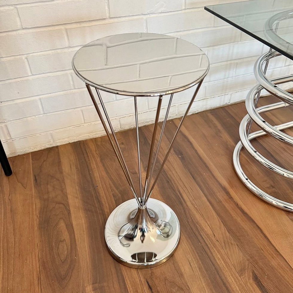 Mesinha Lateral Vintage em Metal - Cromado