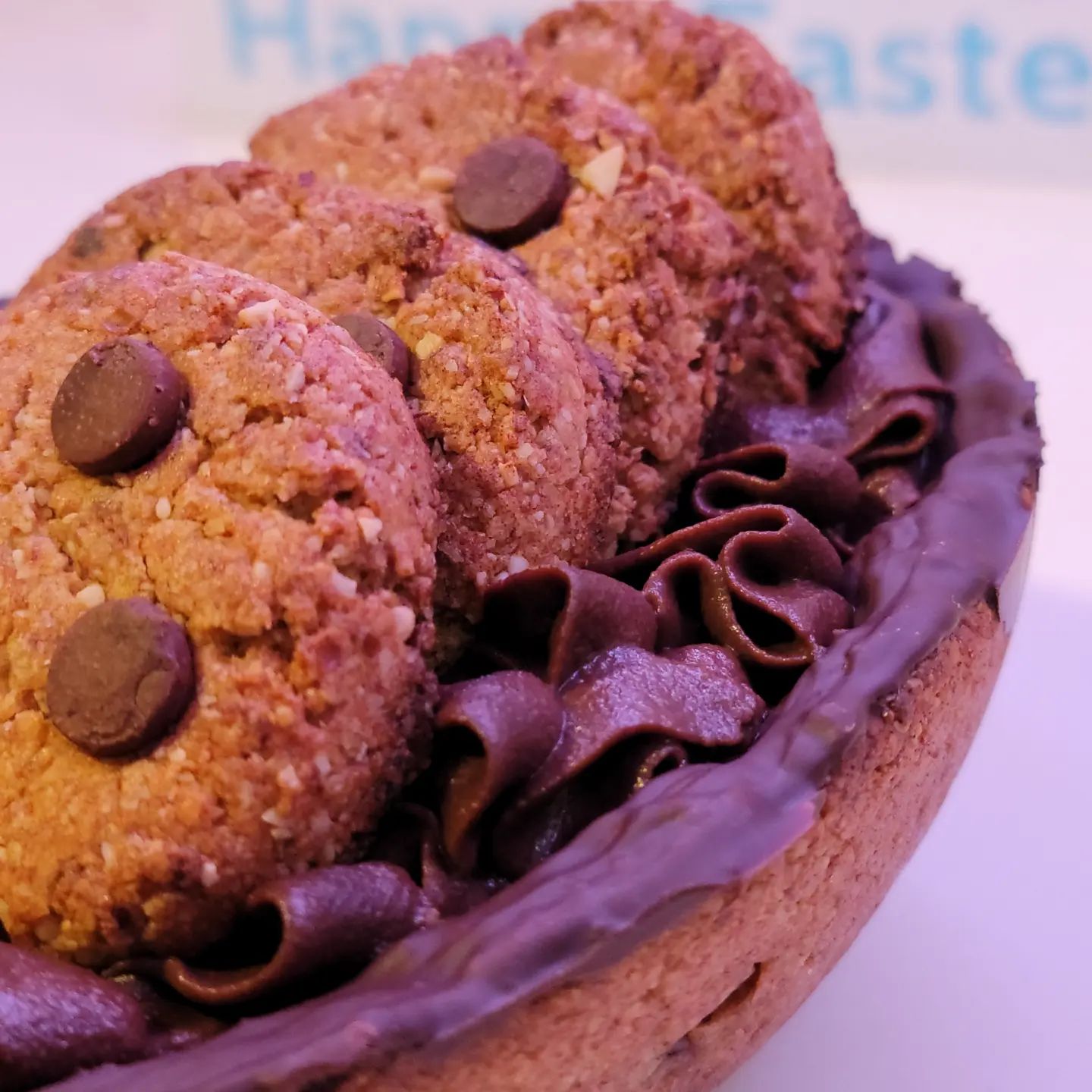 Cookie Chocolate Egg