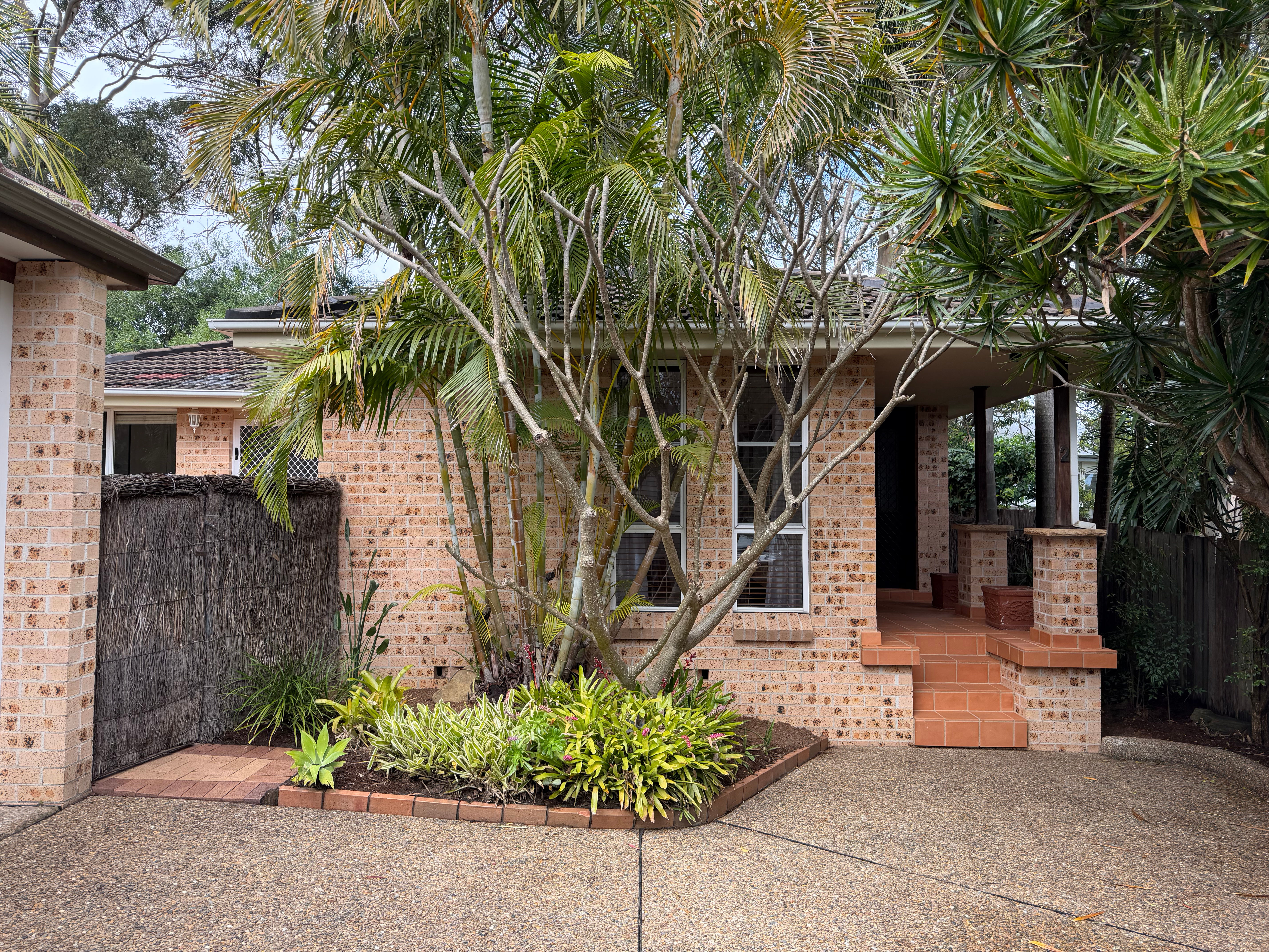 2/196 Caringbah Rd Caringbah South