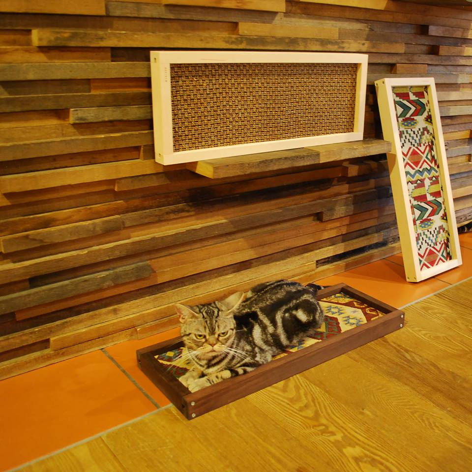 āļĨāļąāļāđāļĨāđāļāļŦāļāđāļāļĒ