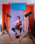 Das sind Kurt und Mel in ihrem Fotostudio. Der Standart Dackel Kurt hilft der Kommunikationsdesignerin bei jedem Projekt.