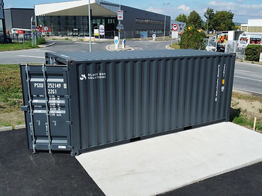 Seecontainer_Autobath_Komprimiert.jpg