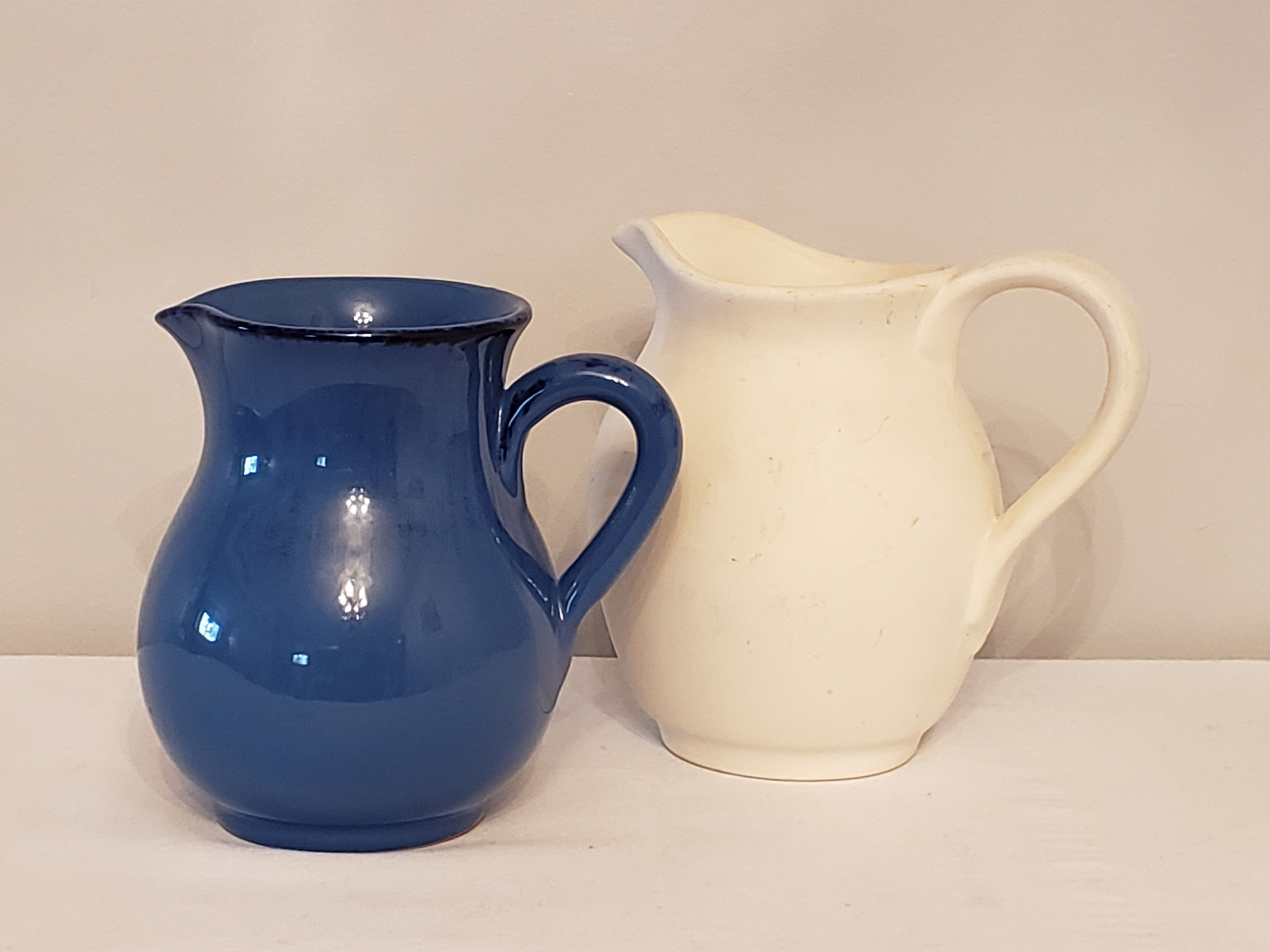 Item #: VA-40 Milk Carafe Vases