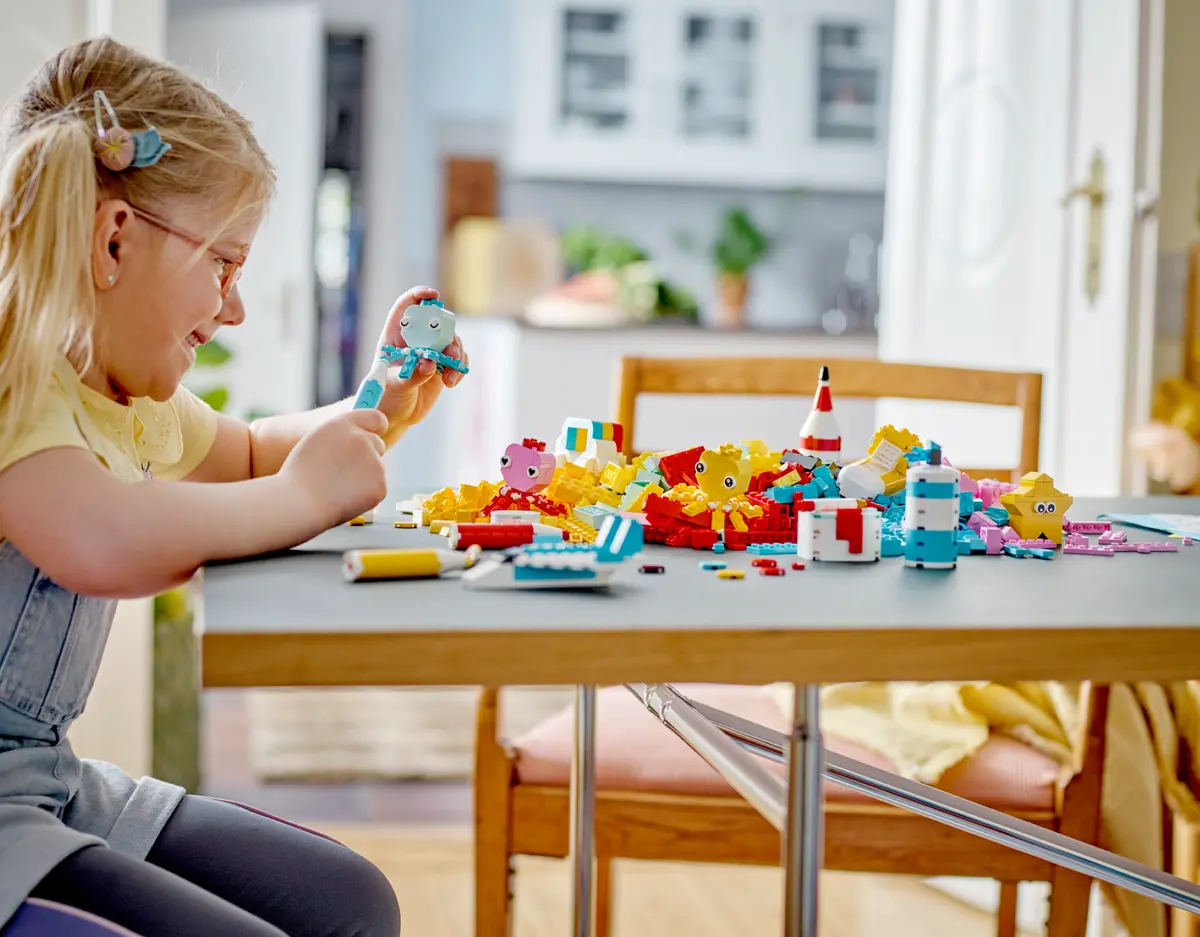 LEGO 11032 Kreativ-Bauset mit bunten Steinen