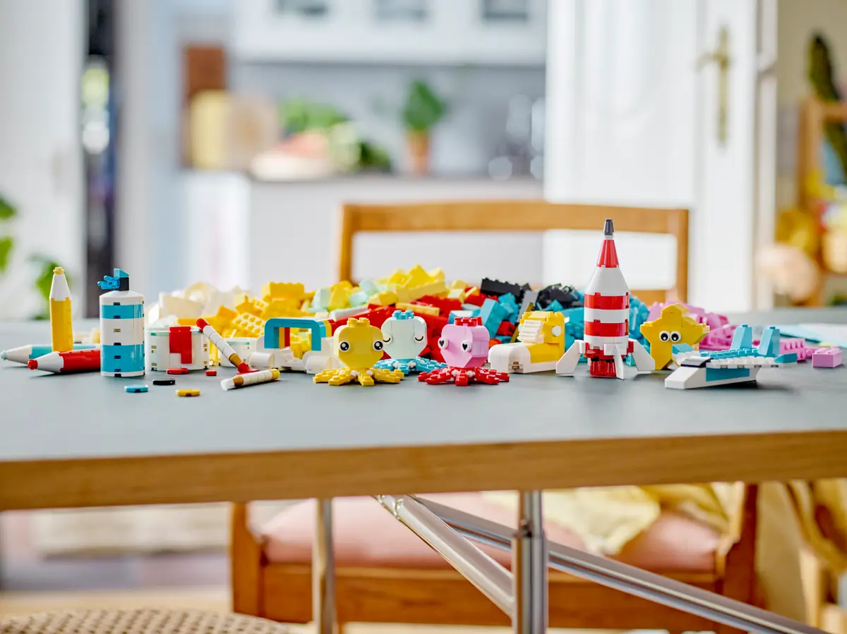 LEGO 11032 Kreativ-Bauset mit bunten Steinen