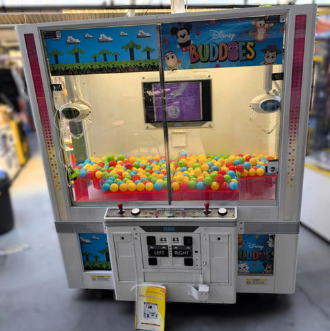 UFO Crane claw arcade machine