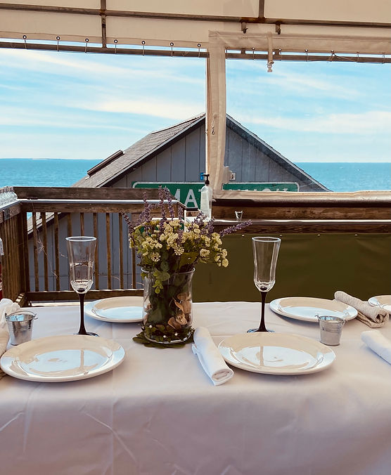 pub PE sweetheart table.JPG