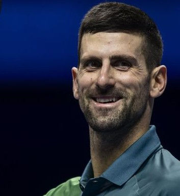 Novak Djokovic avanza en Australia y obtiene más records