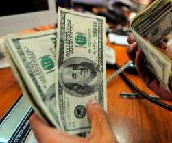 Acelera inflación de Estados Unidos y aumentan pedidos de beneficios de desempleo