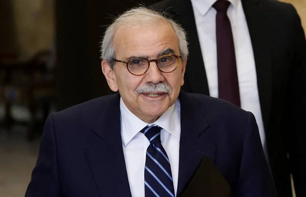 Prohíbe gobierno del Líbano actividades militares de Hezbolá