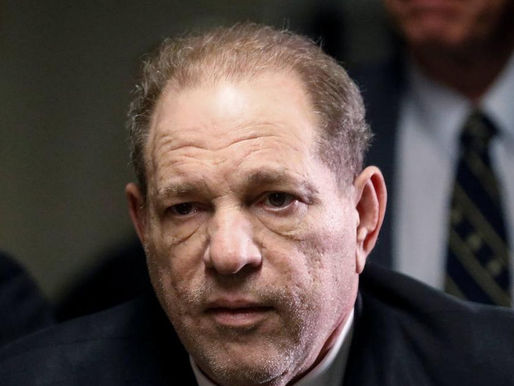 Retiran cargos de agresión a Harvey Weinstein en Reino Unido