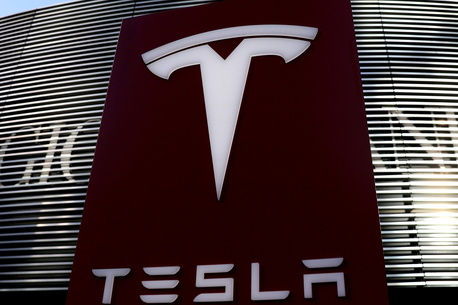 Tesla deberá pagar una millonada por caso de choque con Autopilot