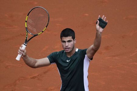 Alcaraz se retira de las Finales de la Copa Davis: se reporta lesionado