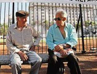 Se movilizarán jubilados argentinos ante veto de Milei al aumento en pensiones