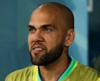 Determinan libertad de Dani Alves mediante fianza de un millón de euros