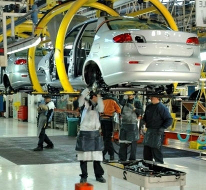 Fuerte caída de ganancias operativas de fabricantes de automóviles japoneses por aranceles de Estados Unidos