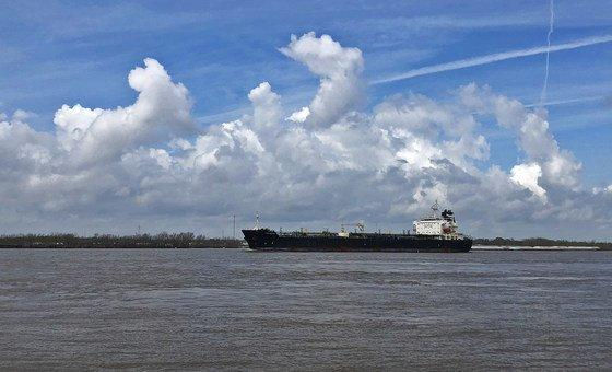 Luz verde de Iran a barcos con bienes de primera necesidad y ayuda humanitaria en Ormuz