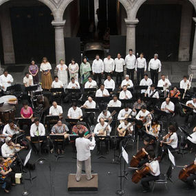 Buscan Directora Artística de la Orquesta Típica de la Ciudad de México
