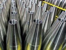 El negocio de Trump y sus amigos: ahora vende armas a países arabes atacados por Irán