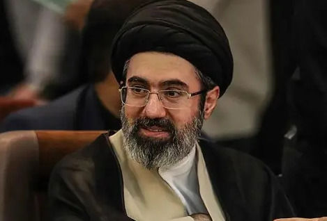 Lanza advertencia líder religioso de Irán a Estados Unidos: ”su lugar está en el fondo del golfo Pérsico"