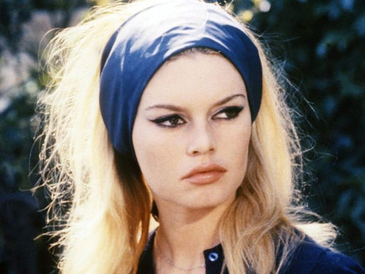 Rinden homenaje a Brigitte Bardot en Saint-Tropez durante funera
