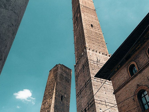 Emblemáticas torres italianas al borde del colapso
