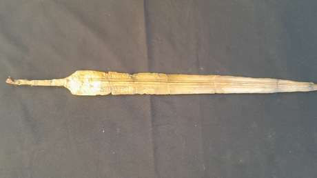 Descubren espada del siglo XIII a.C. que perteneció a faraón Ramsés II