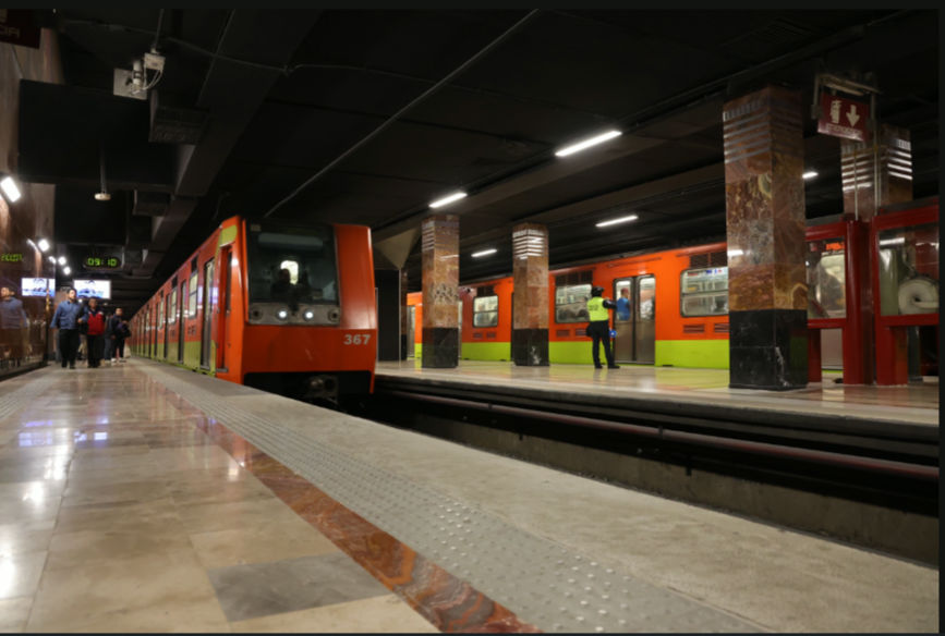Entrega Brugada modernización integral de 3 estaciones de la Línea 2 del Metro