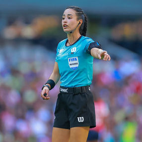 Primera arbitra central mexicana en un mundial de futbol varonil, es de la UNAM