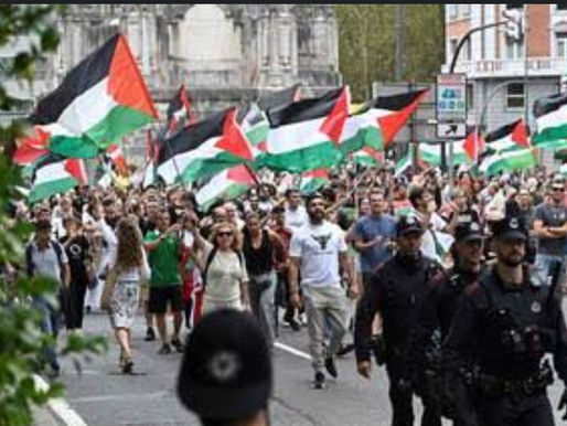 Otro día de protestas pro-palestinas en la Vuelta a España