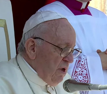 Se va el papa de viaje a Indonesia, iniciando periplo en 4 países