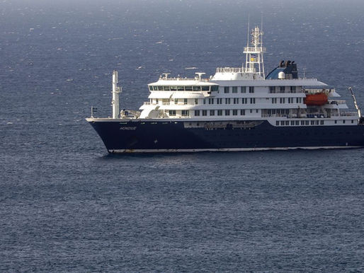Ya está en Tenerife el Hondius: en proceso, la evacuación de pasajeros