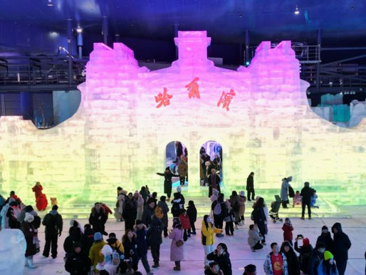 Cierra antes parque temático chino de hielo: subió la temperatura