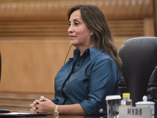 Congreso de Perú aprueba moción de vacancia contra Boluarte y la destituye