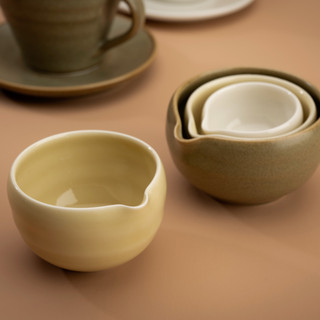 Porcelain Pourers