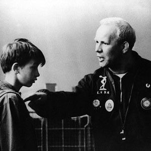 Barnsley to show their respect to local legend Brian Glover