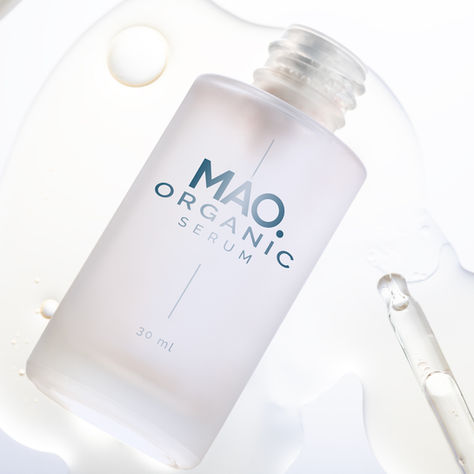 Le Développement Commercial des Petites Agences de Communication : Entre Savoir-Faire et Marginalisation