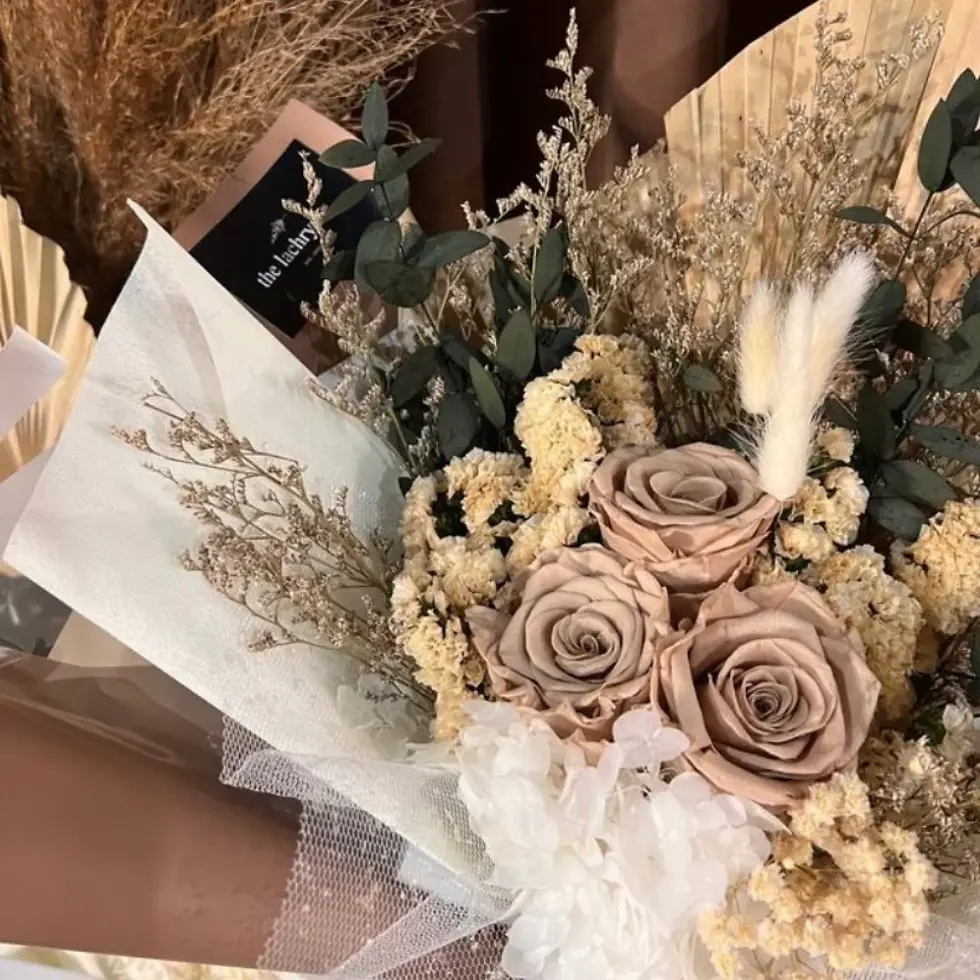 Thumbnail: Dulcing | Preserved Blooms | Grand