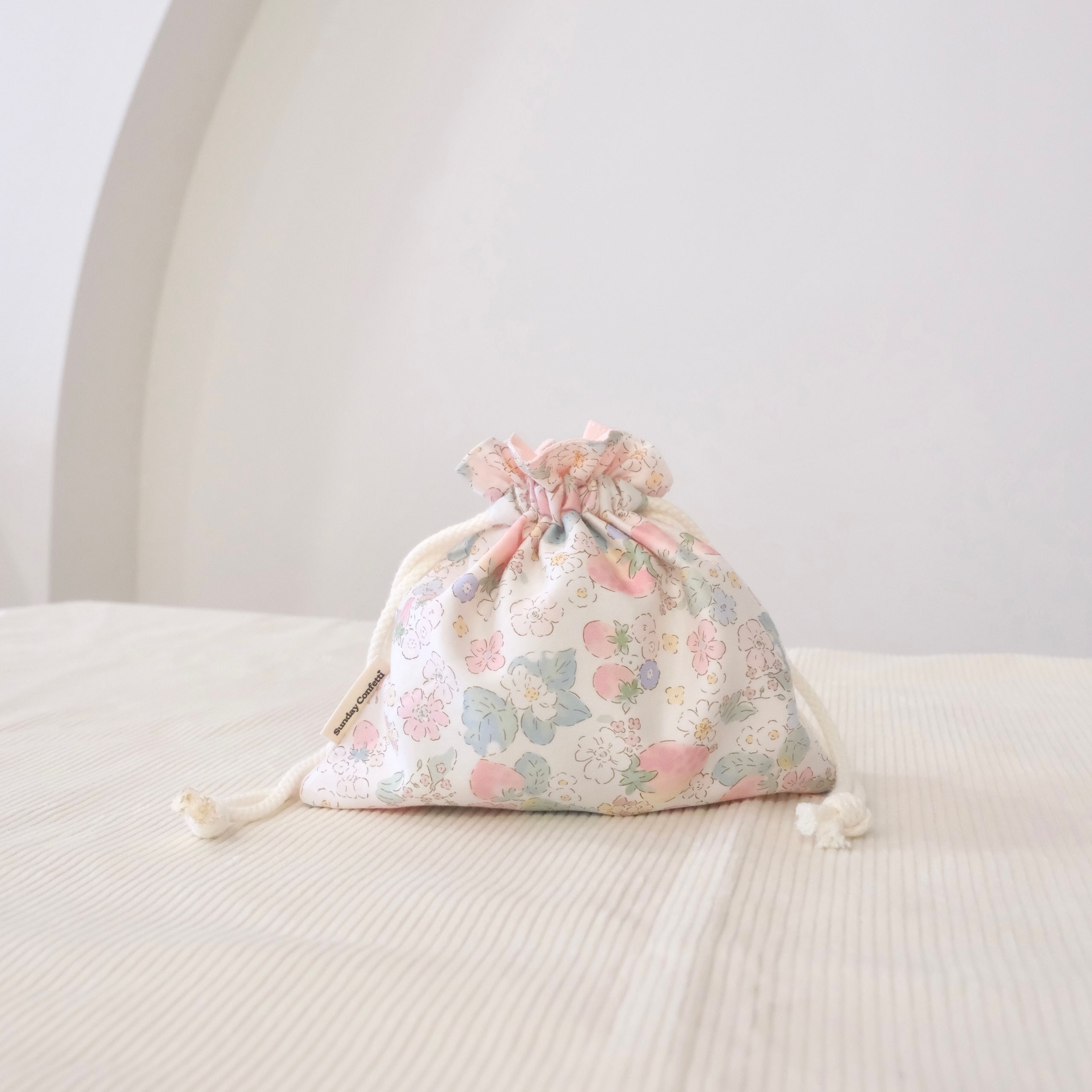 Strawberry Garden drawstring pouch