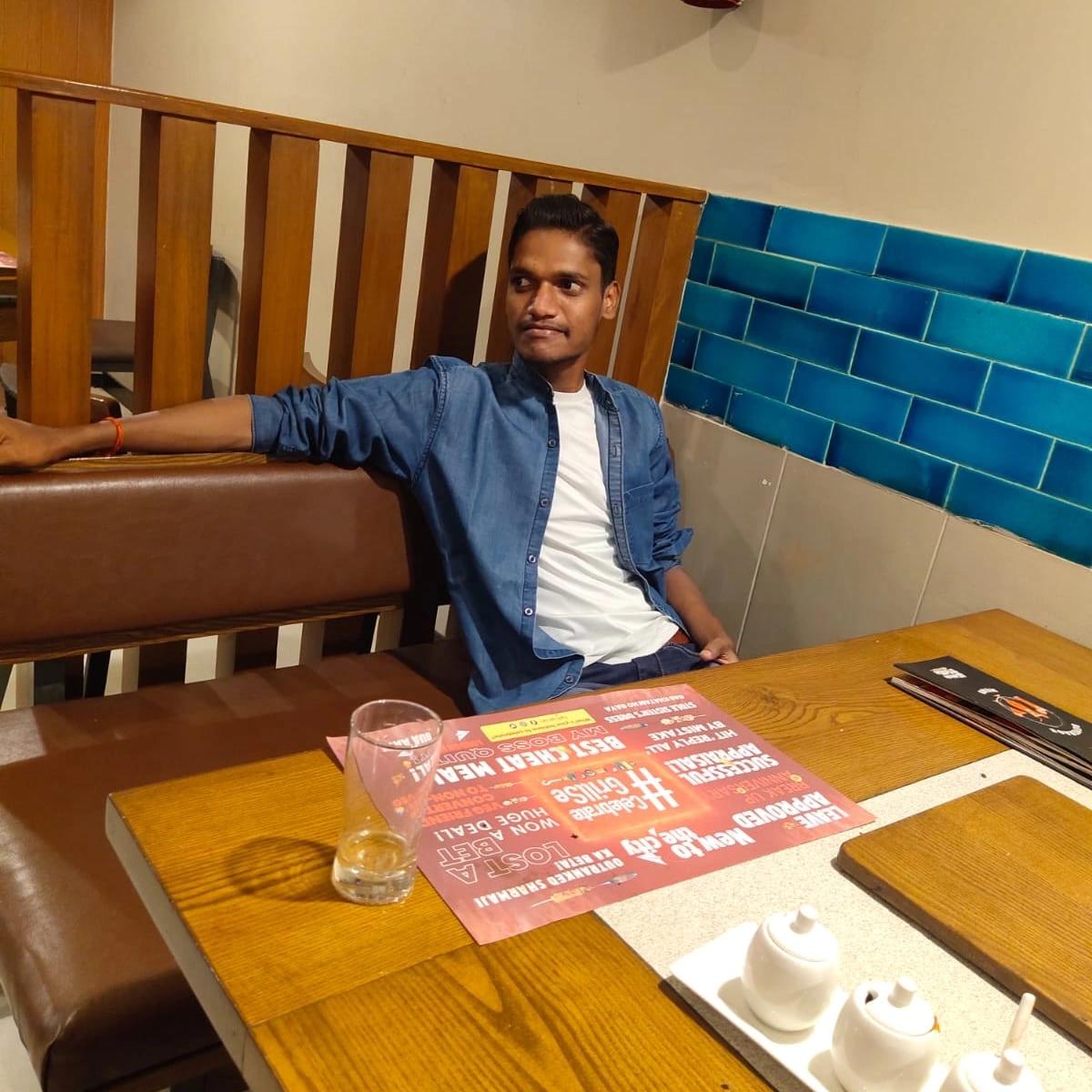 ChandanMahtoInformal.jpg