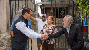 Supervisa alcalde Abdiel Gutiérrez Coronado obra de pavimentación en la colonia Xicoténcatl Leyva