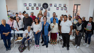 Gobierno de Rosarito entrega placas dentales para mejorar la salud y bienestar de familias rosaritenses