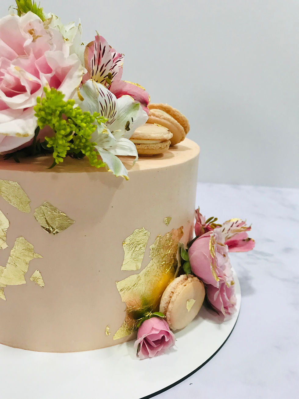 Miniatura: Flores y macarons