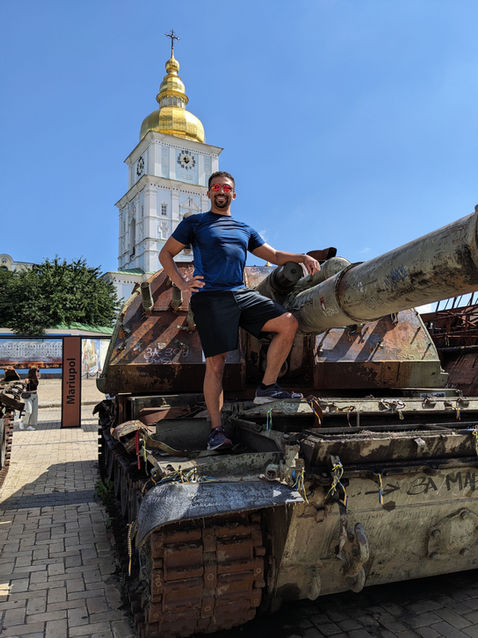 From YouTube Engineer to War Volunteer: A Journey Into the Russo-Ukrainian Conflict